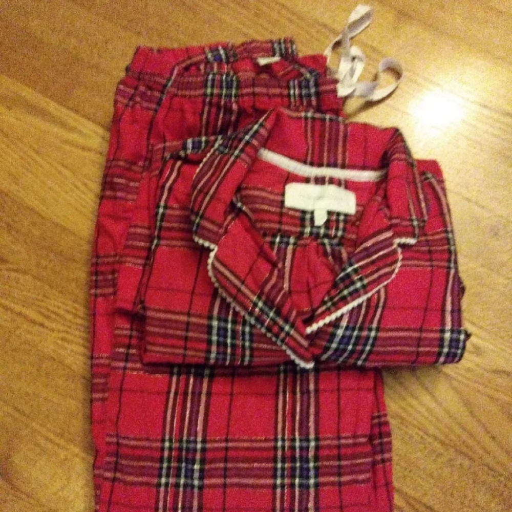 Victoria's secret pajama set